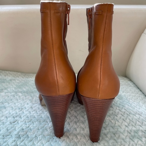 Guess by Marciano Candace Booties - Picture 2 of 2